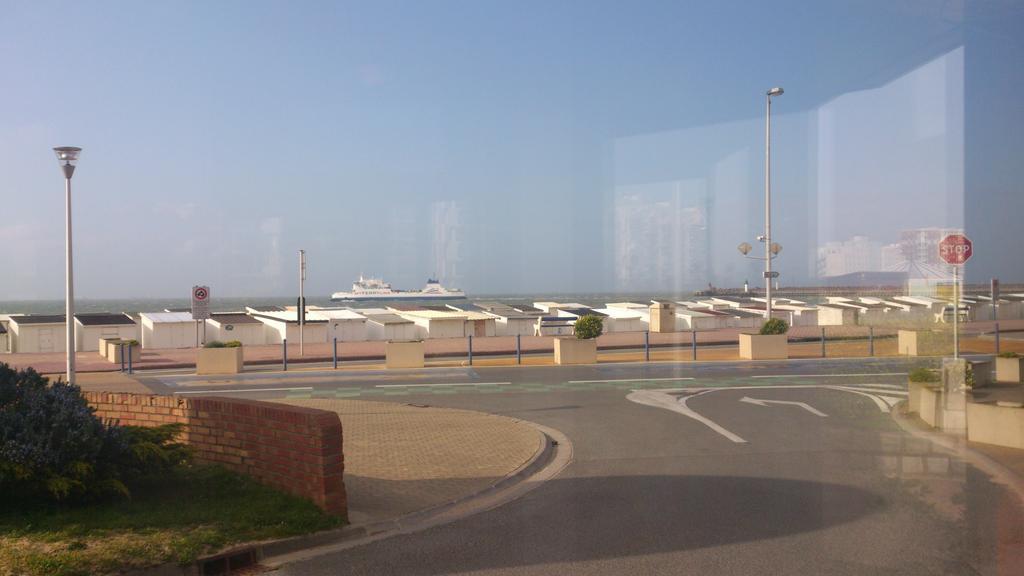 Hotel De La Plage Calais Luaran gambar